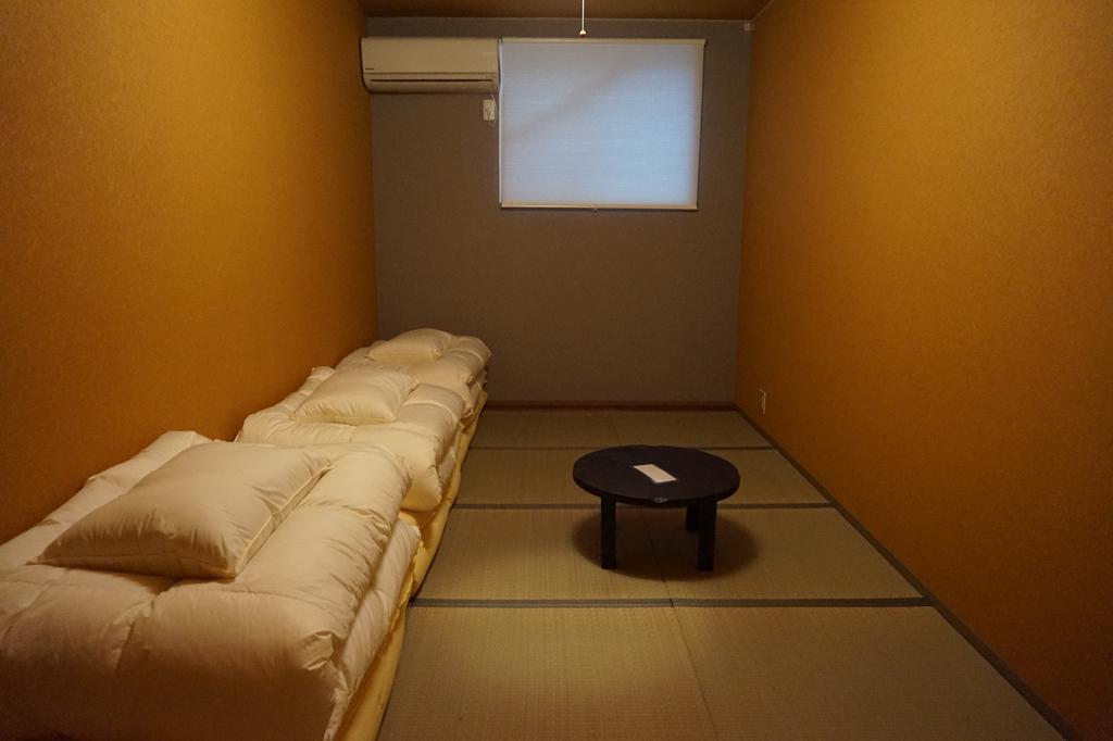 Uni Hostel Osaka Zewnętrze zdjęcie
