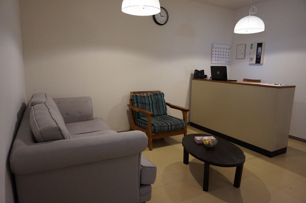Uni Hostel Osaka Zewnętrze zdjęcie
