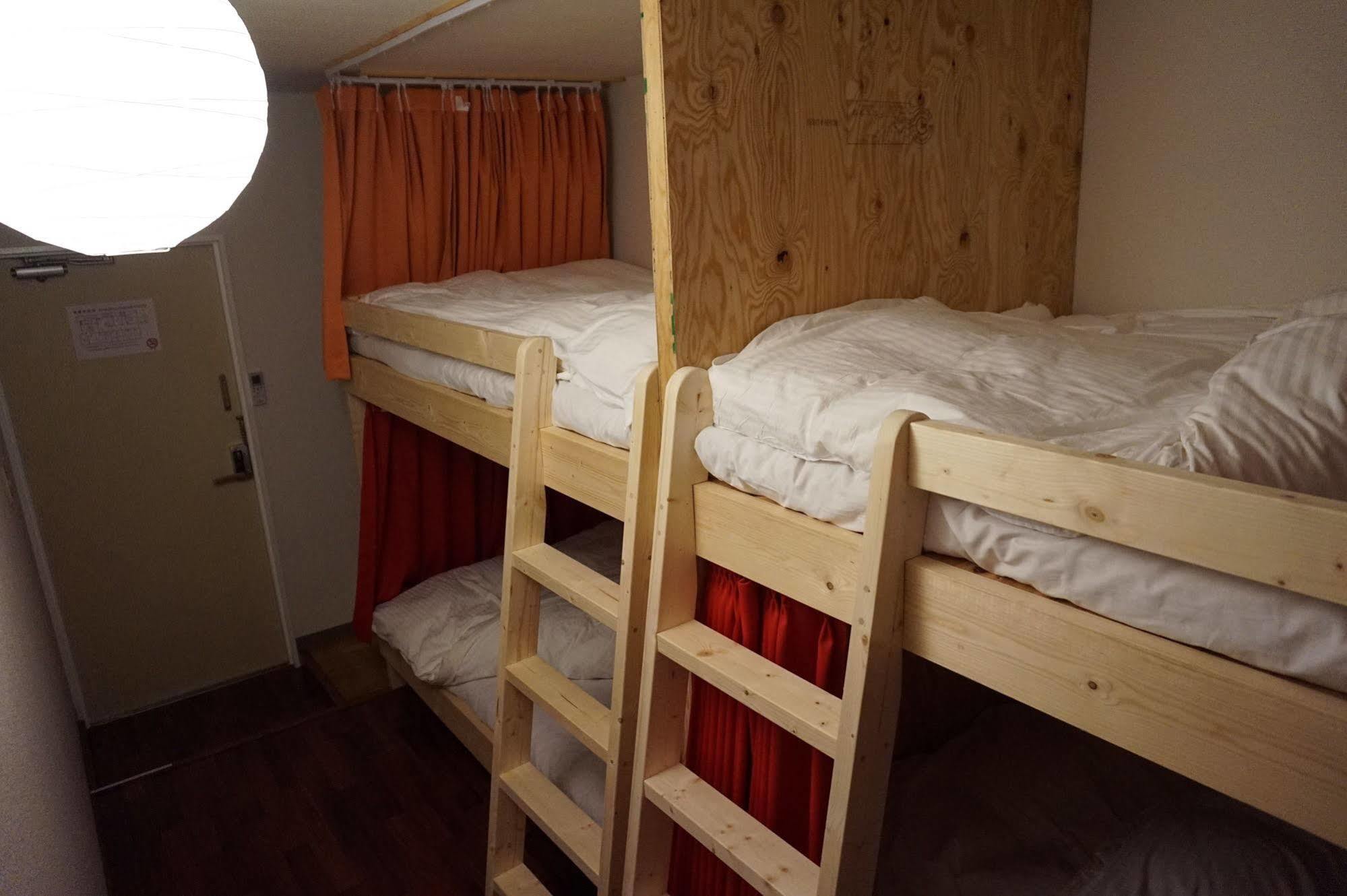 Uni Hostel Osaka Zewnętrze zdjęcie