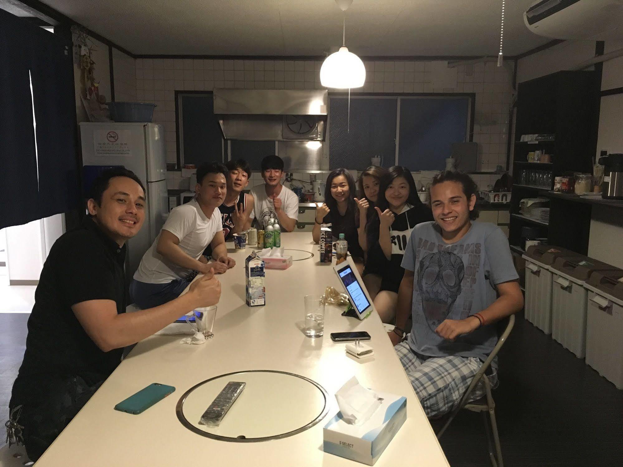 Uni Hostel Osaka Zewnętrze zdjęcie