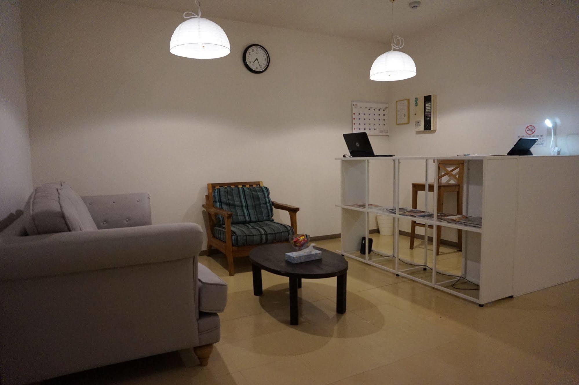 Uni Hostel Osaka Zewnętrze zdjęcie