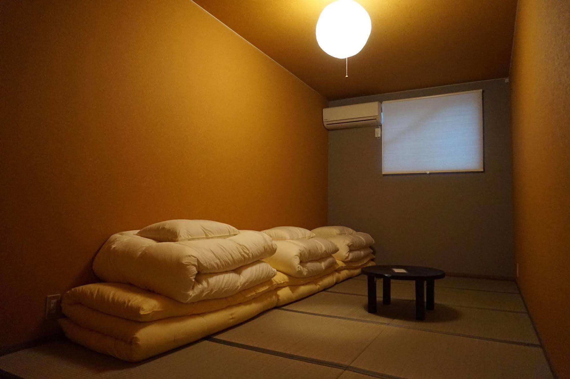 Uni Hostel Osaka Zewnętrze zdjęcie