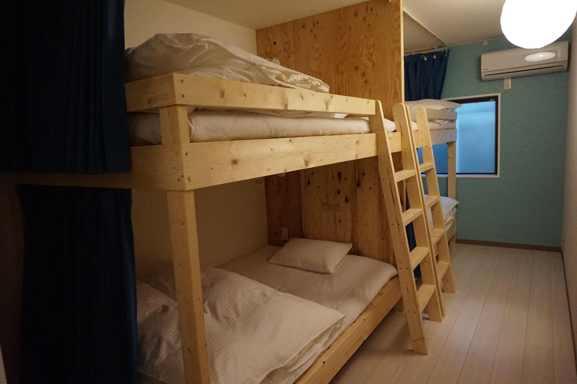 Uni Hostel Osaka Zewnętrze zdjęcie