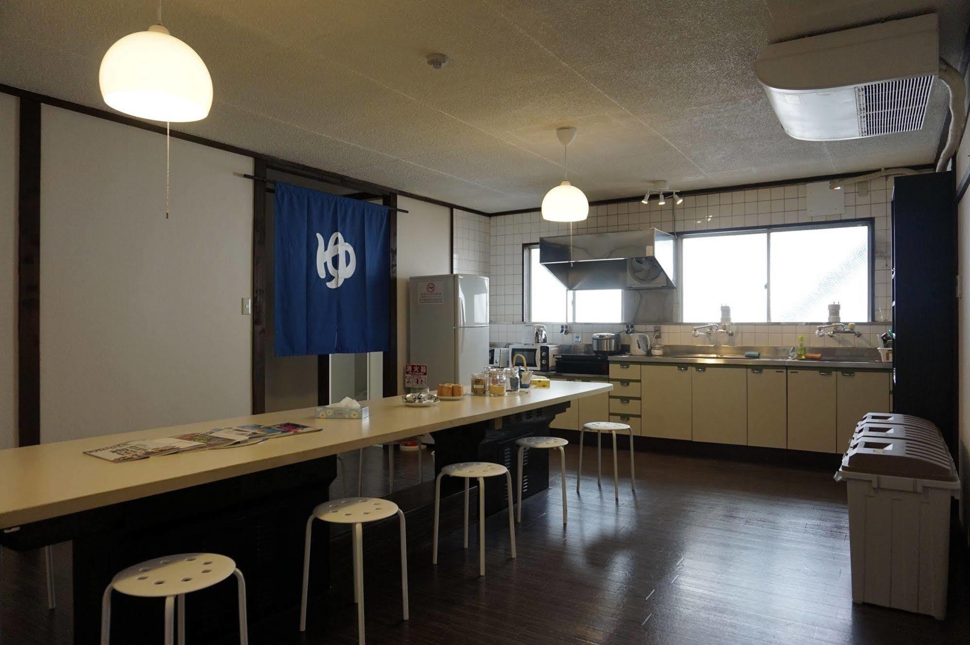 Uni Hostel Osaka Zewnętrze zdjęcie